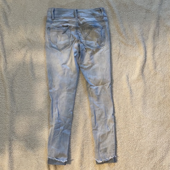 Skinny - Picture 2 of 2